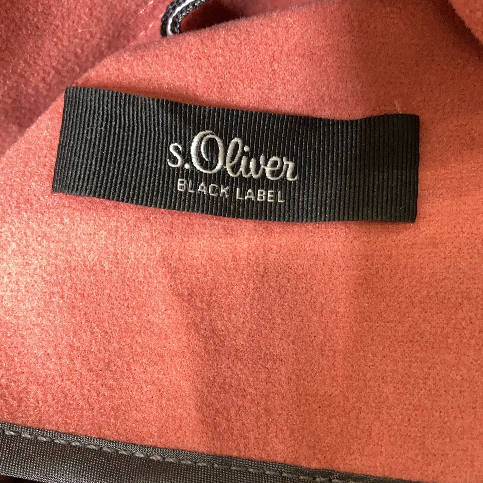 s.Oliver Black Label