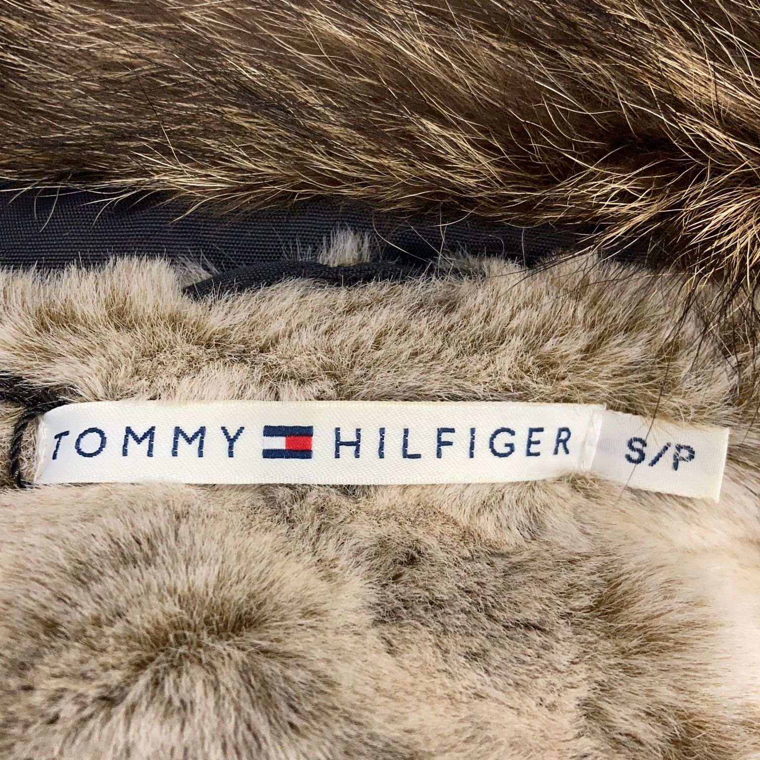 Tommy Hilfiger