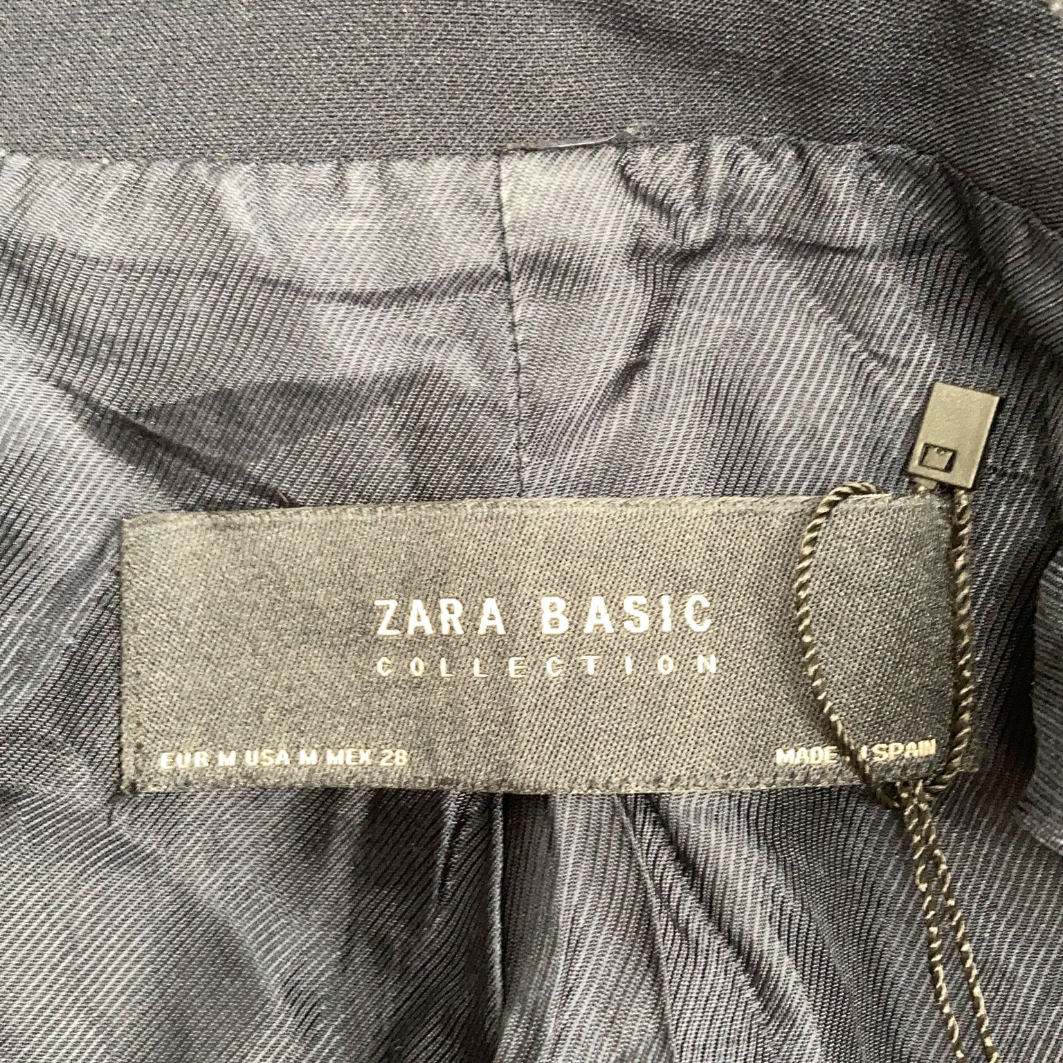 Zara Basic