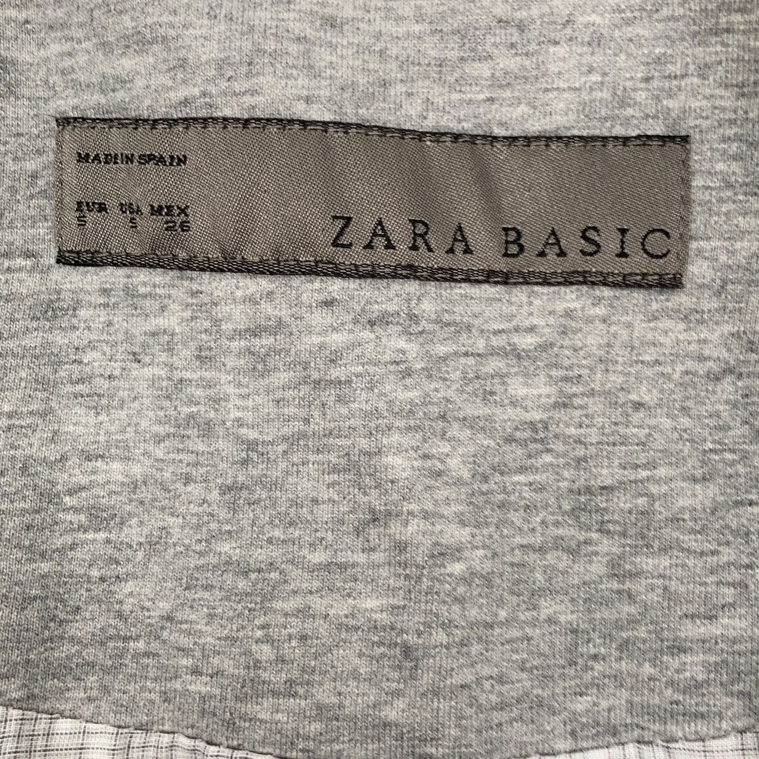 Zara Basic