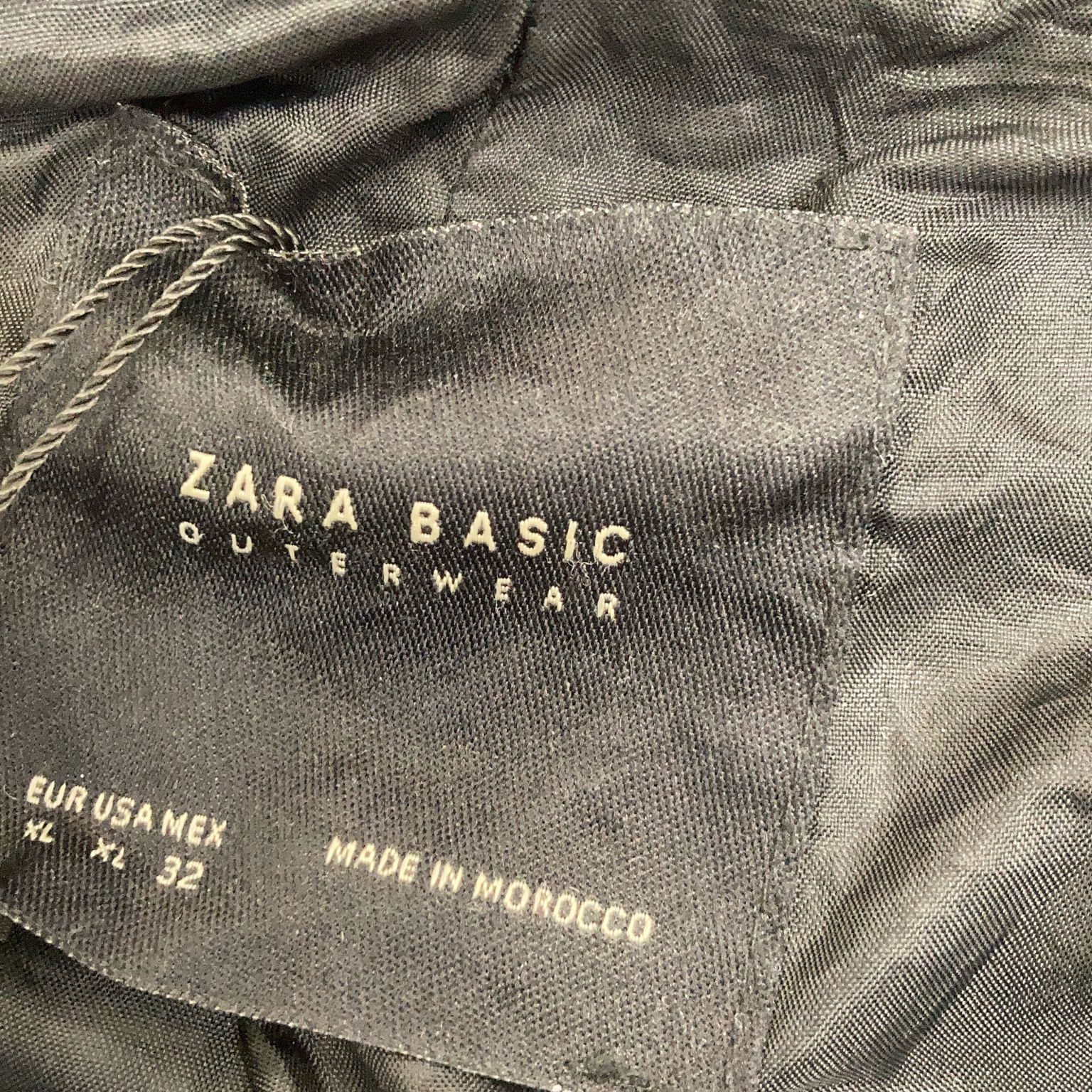 Zara Basic