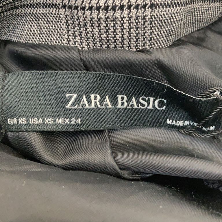 Zara Basic