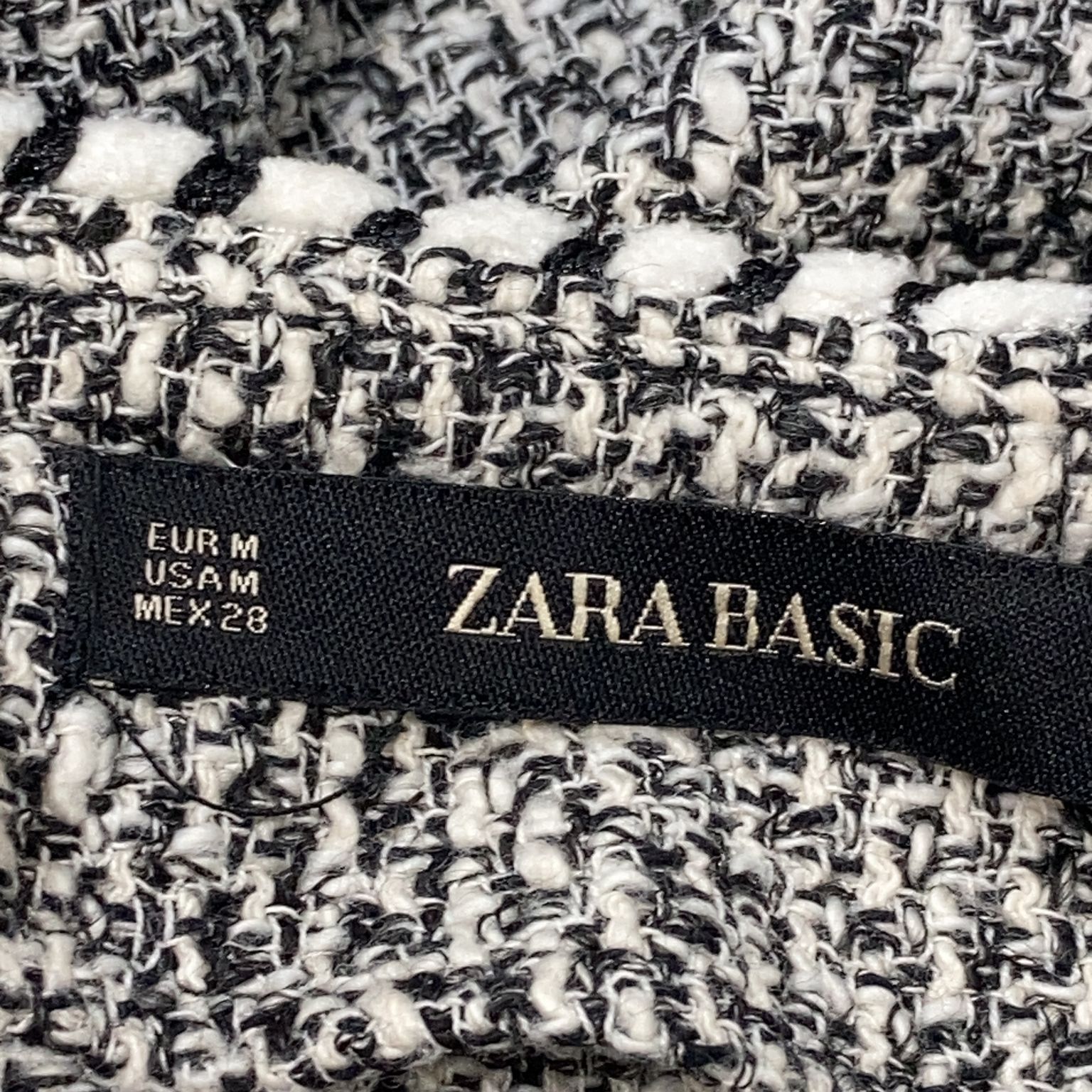 Zara Basic