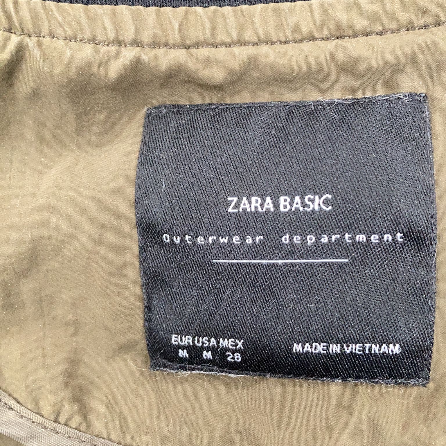 Zara Basic