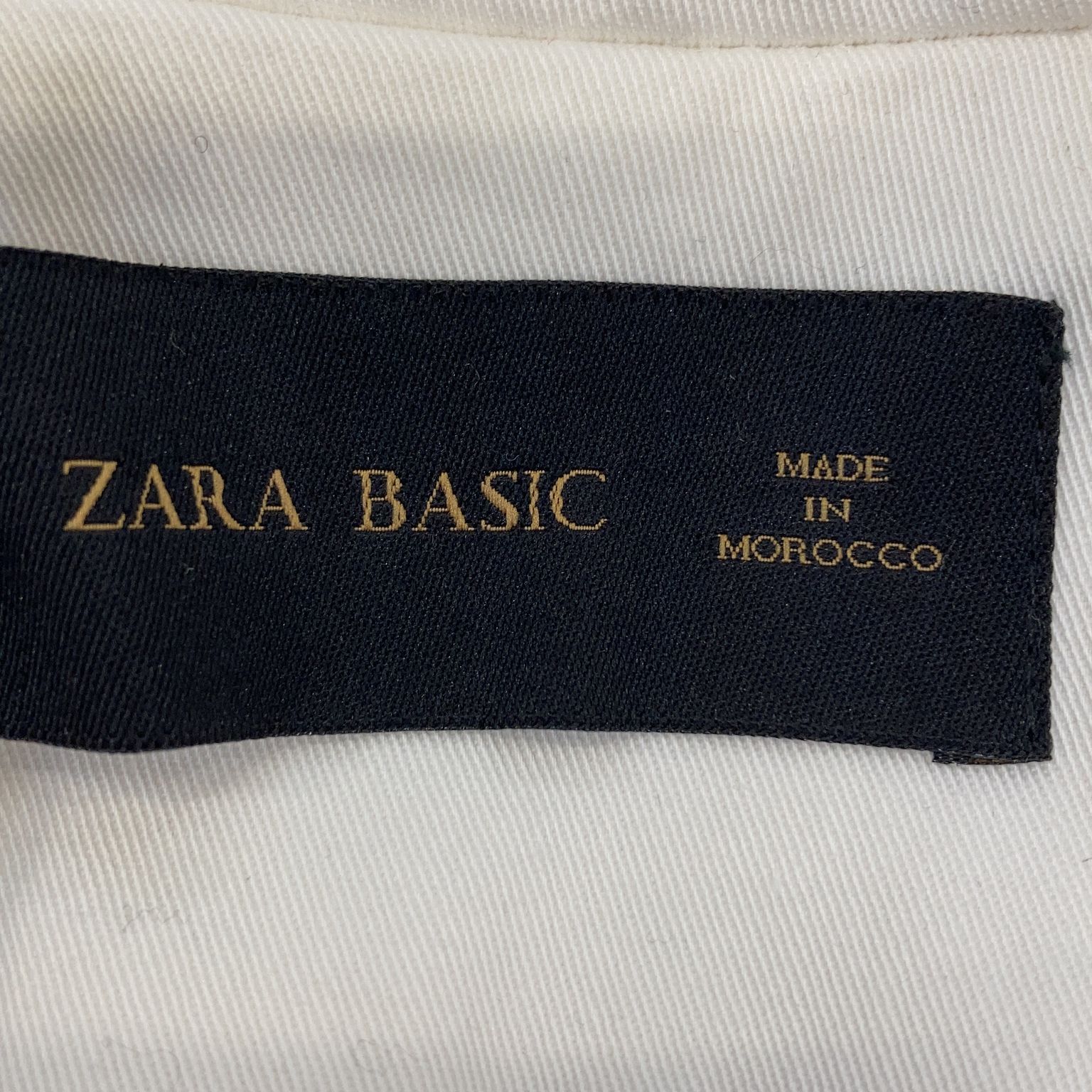 Zara Basic