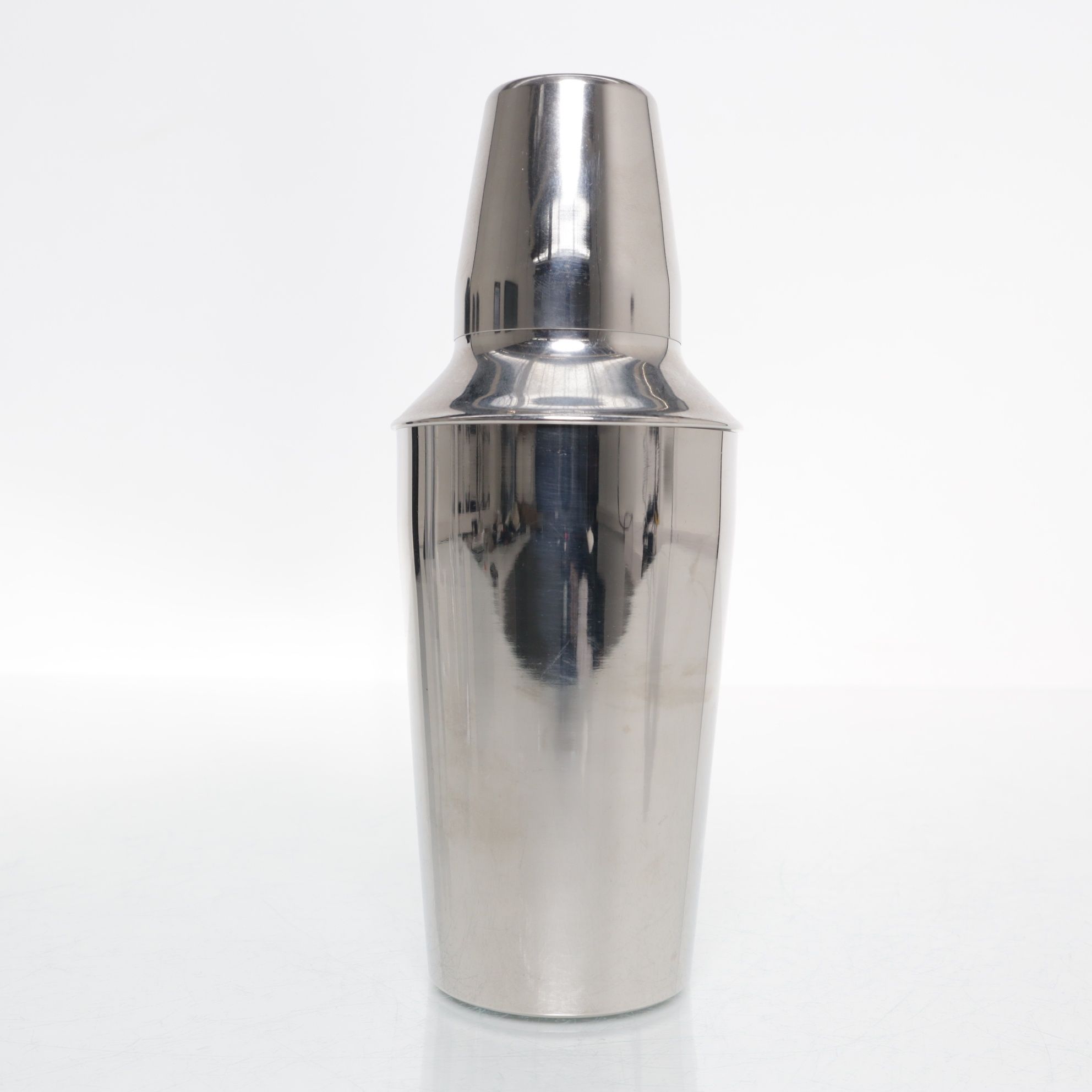 Cocktail shaker