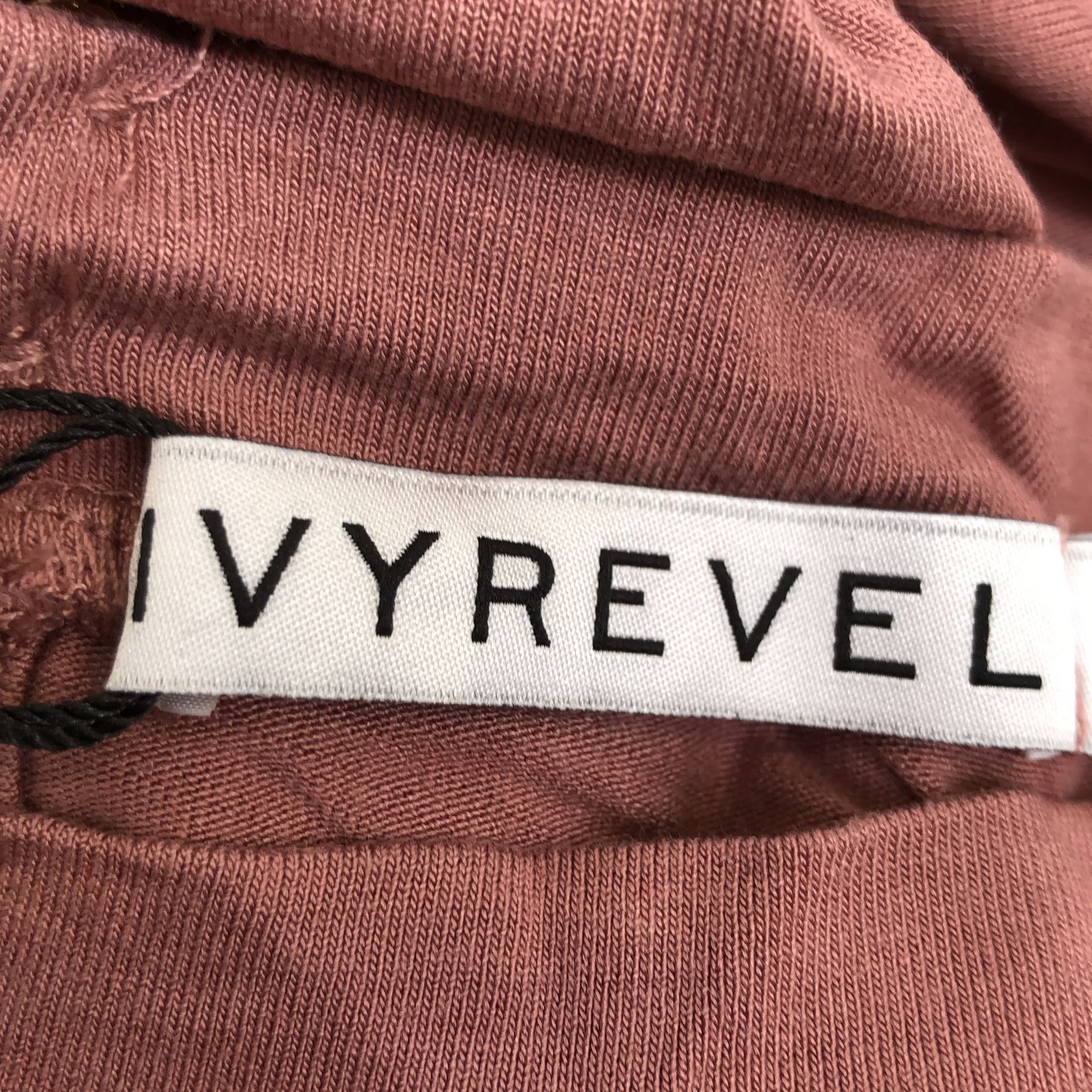 Ivyrevel