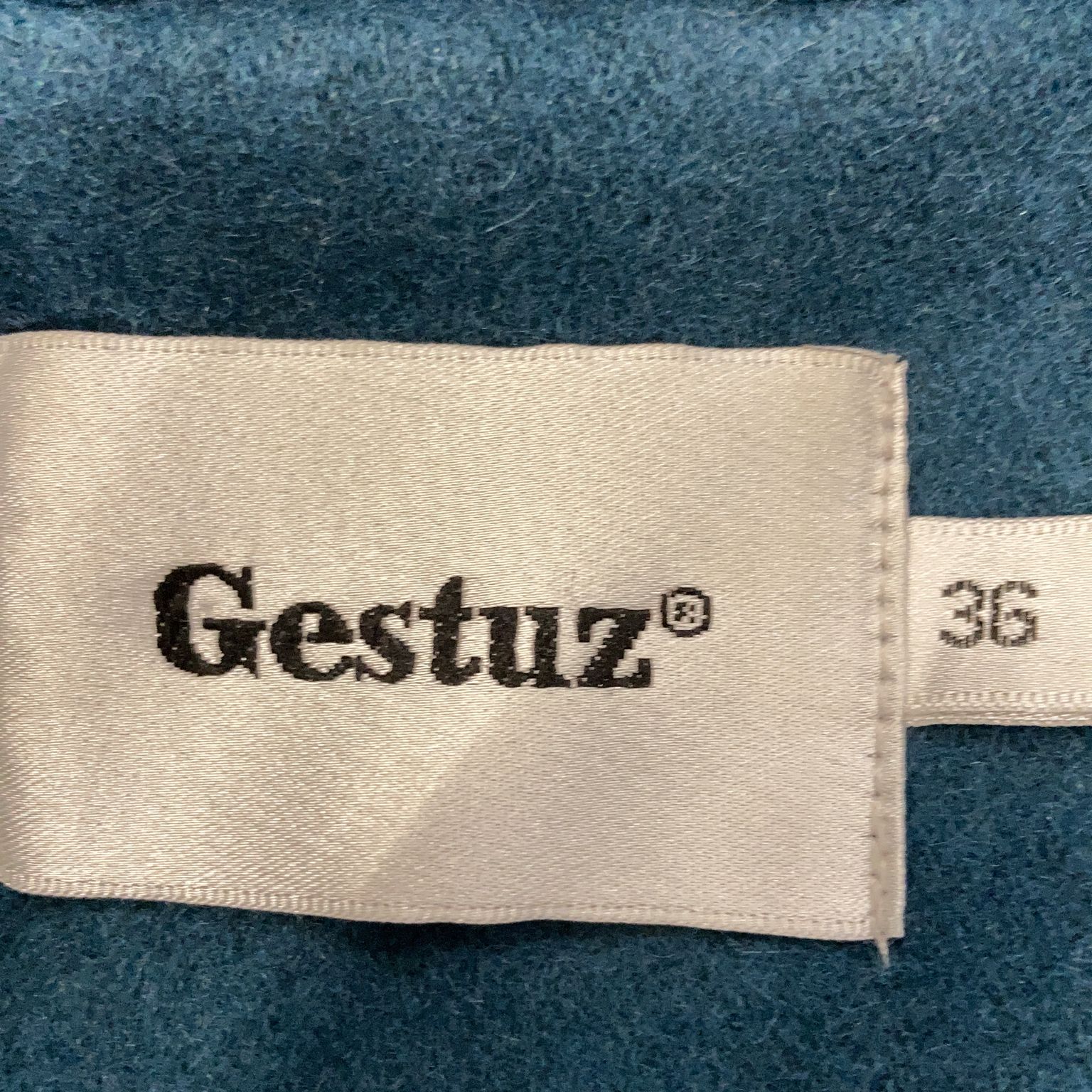 Gestuz