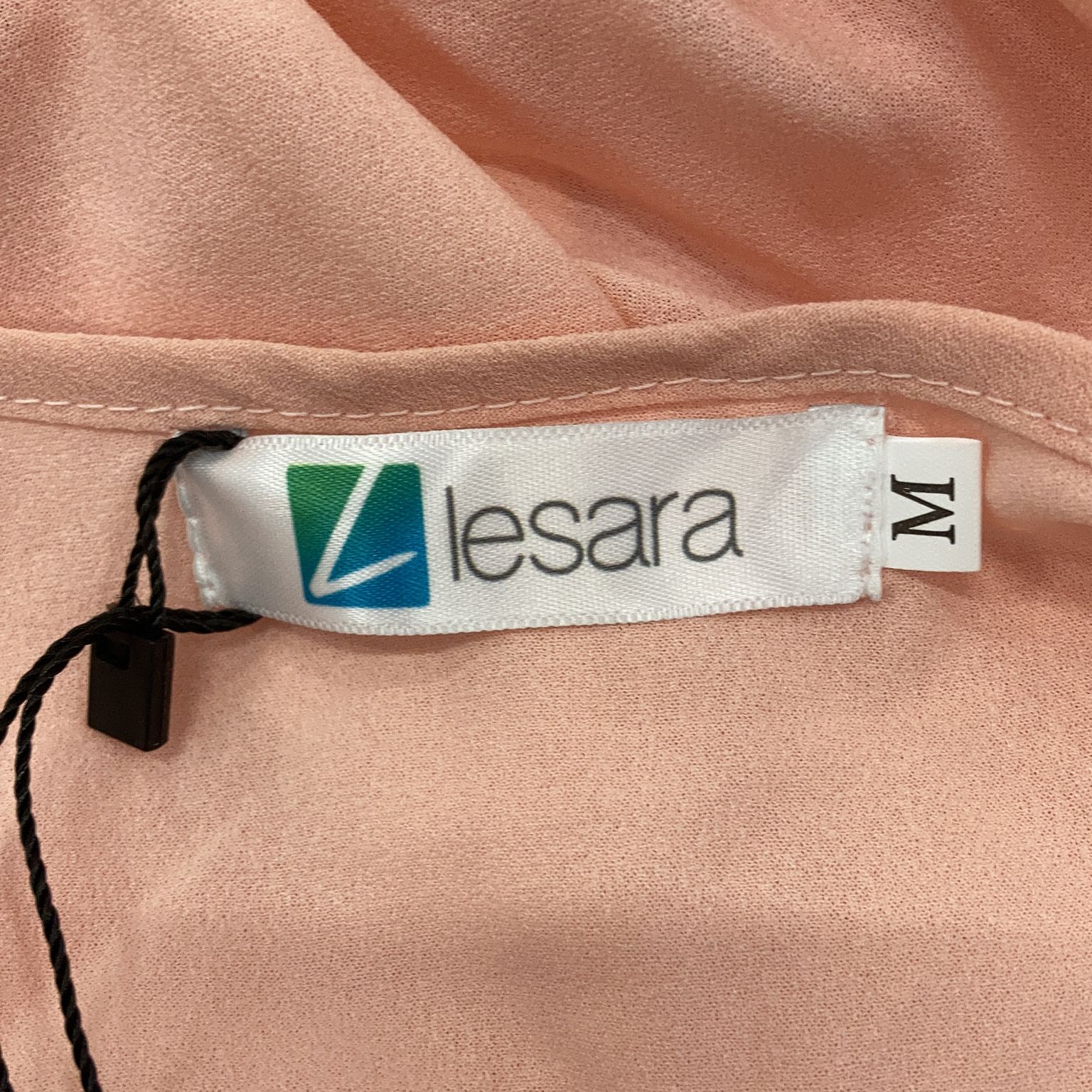 Lesara