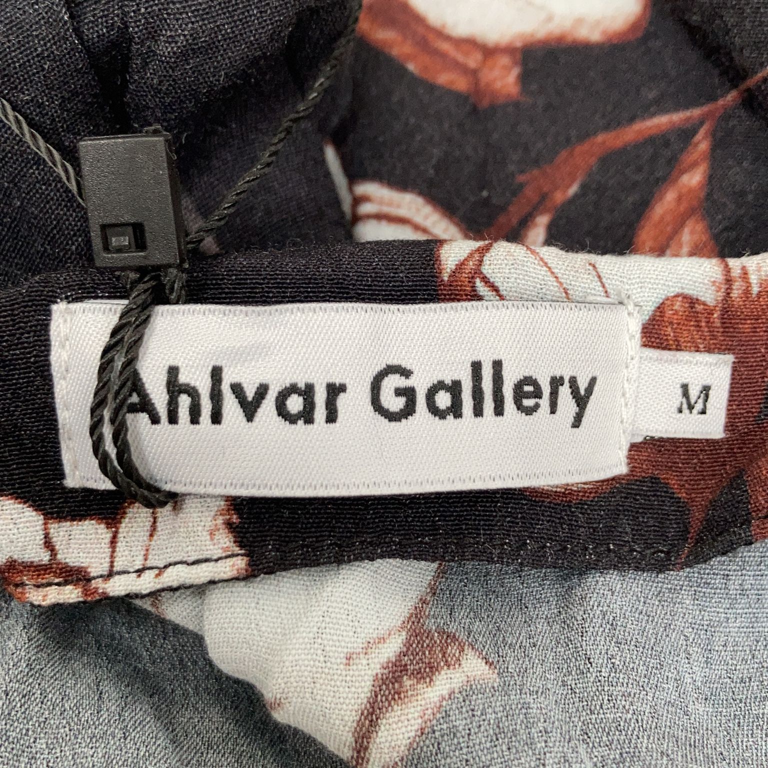 Ahlvar Gallery