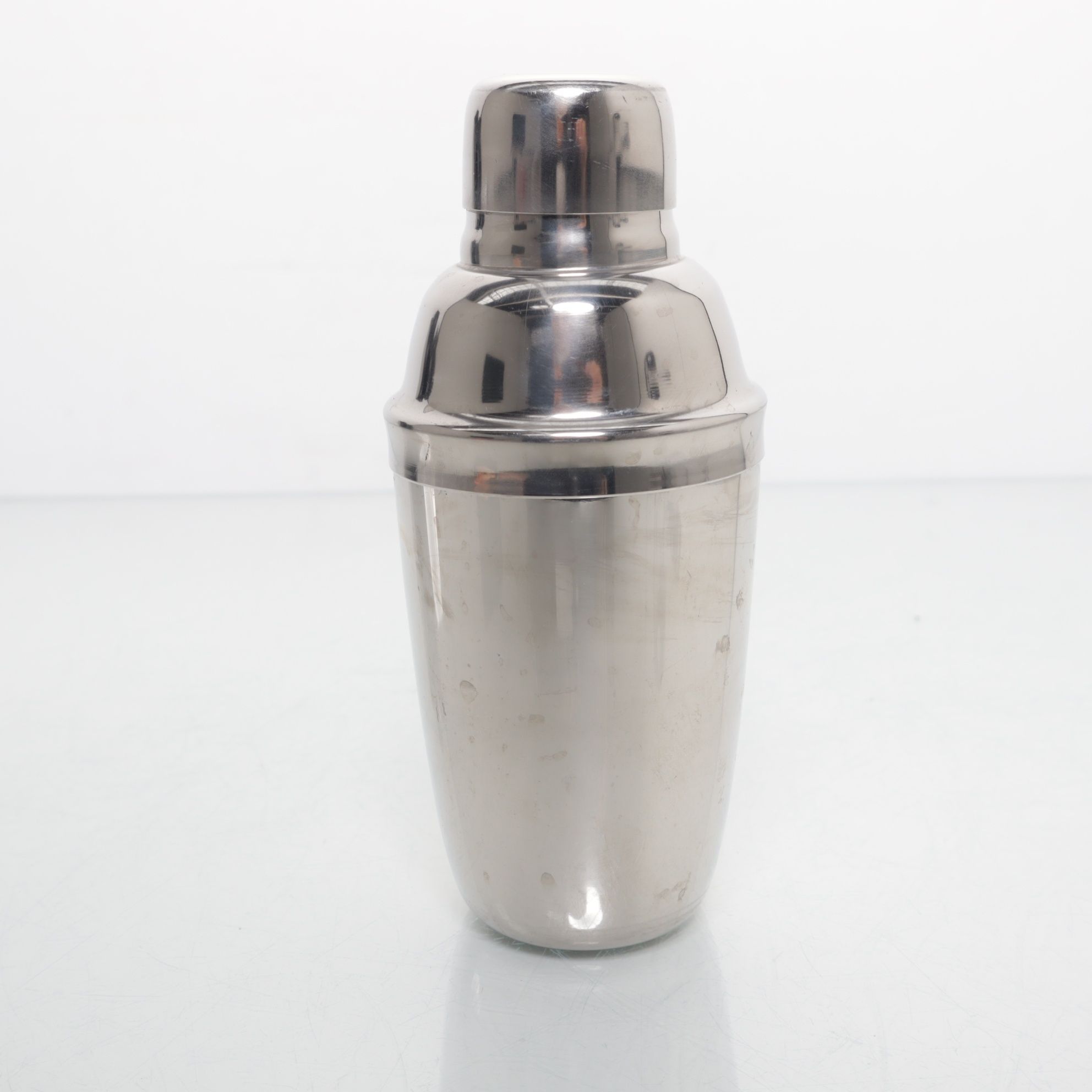 Cocktail shaker