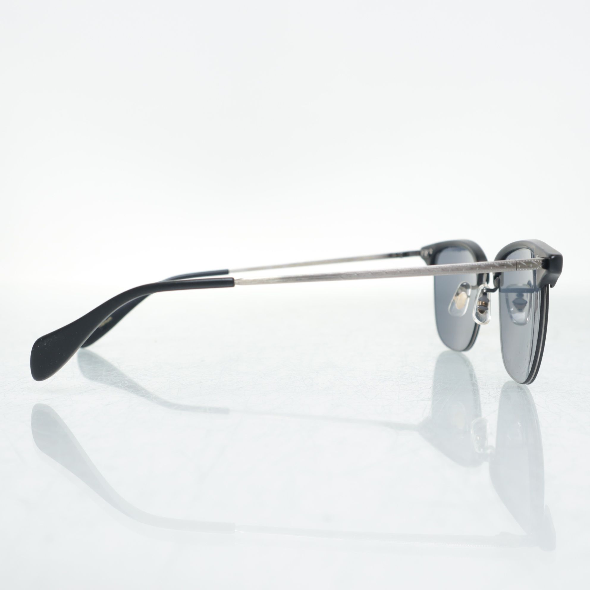 Oliver Peoples