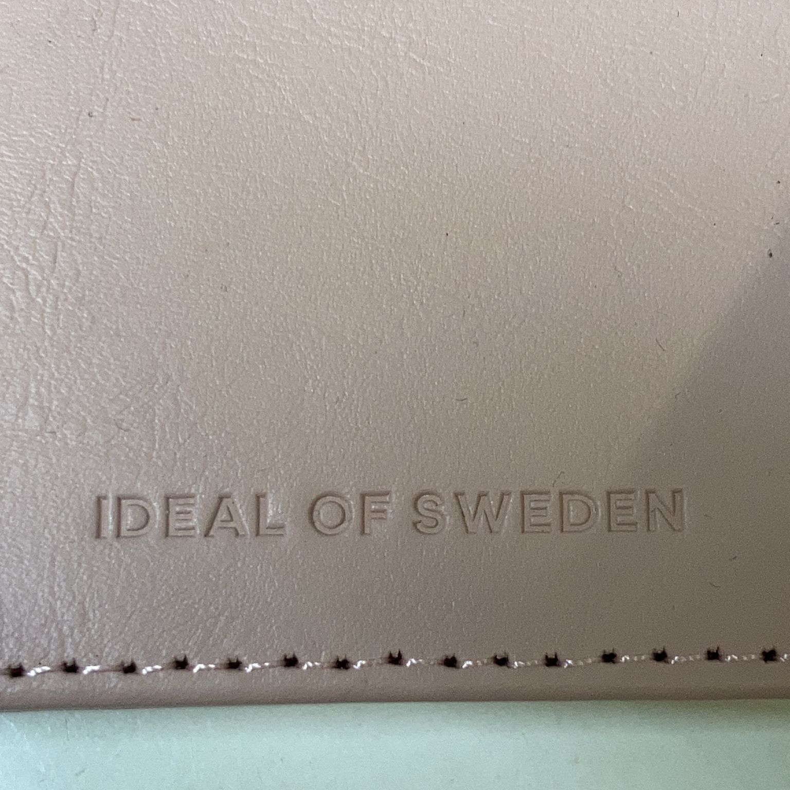 iDeal of Sweden