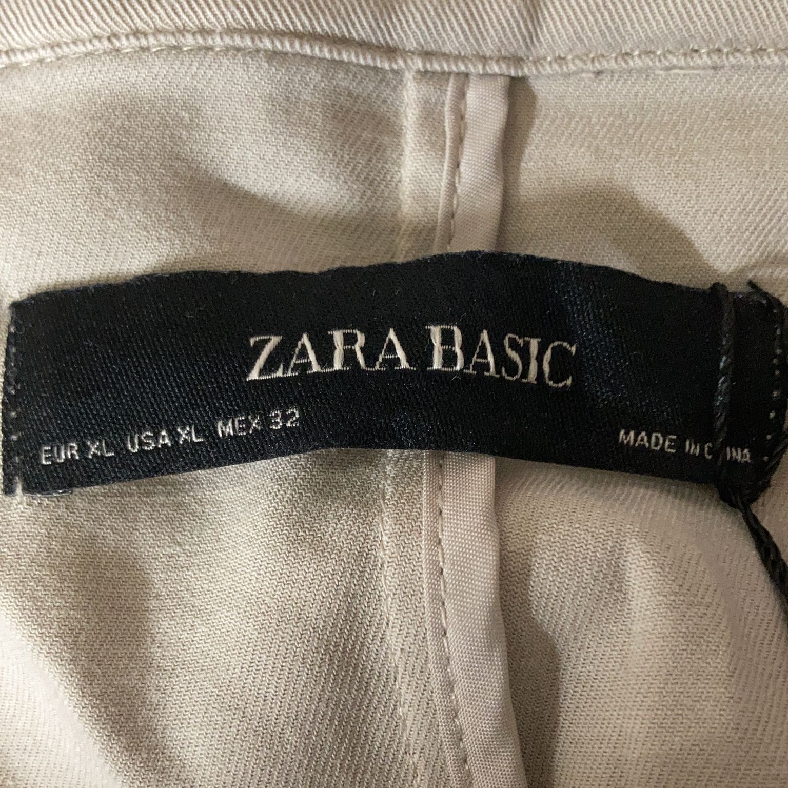 Zara Basic