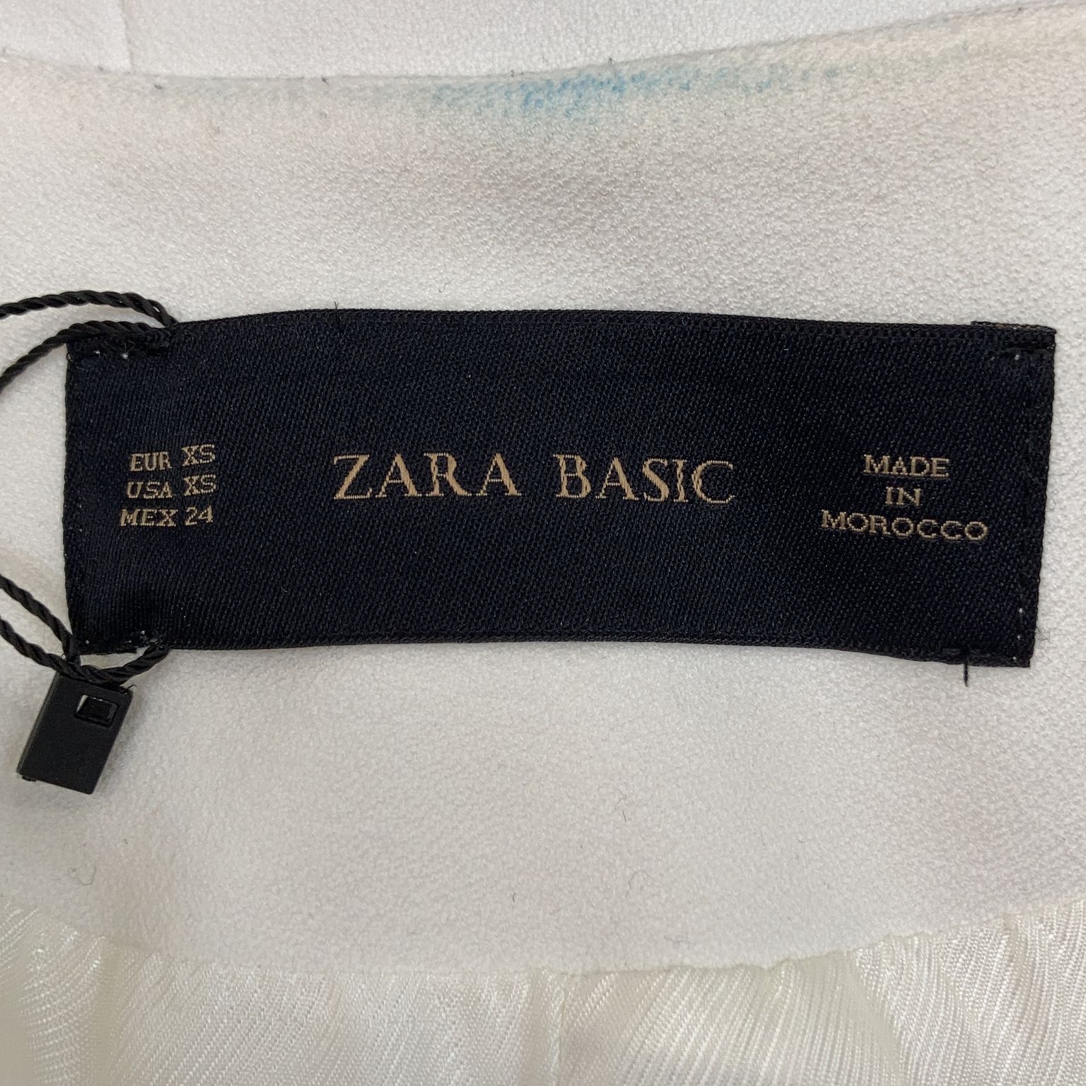 Zara Basic