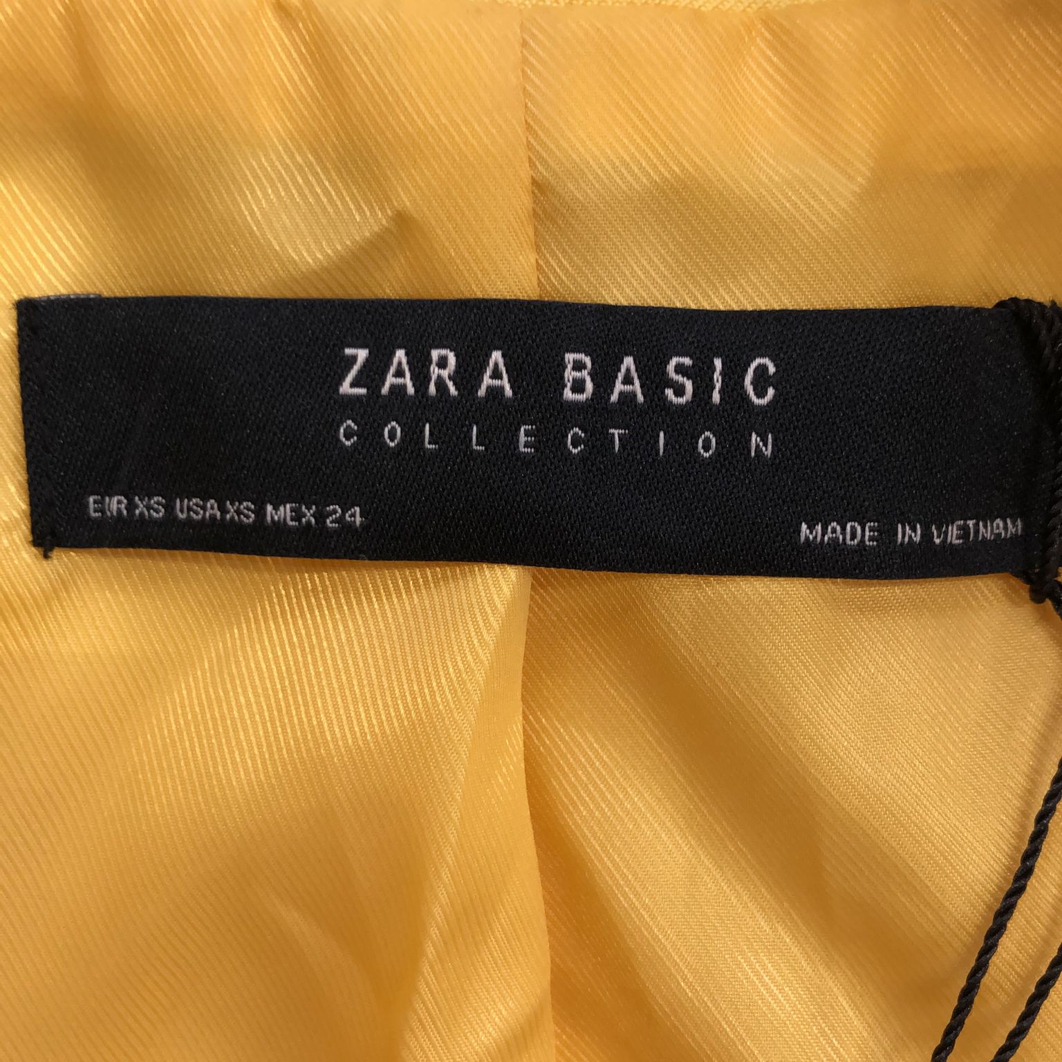 Zara Basic