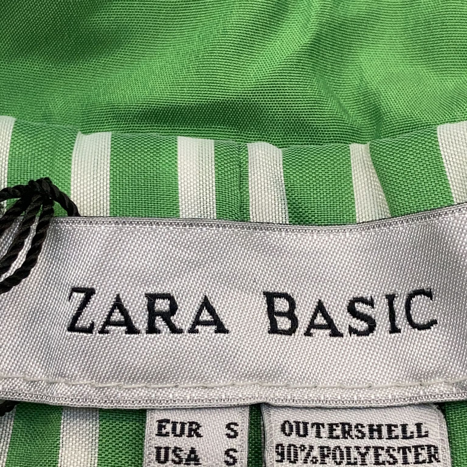 Zara Basic