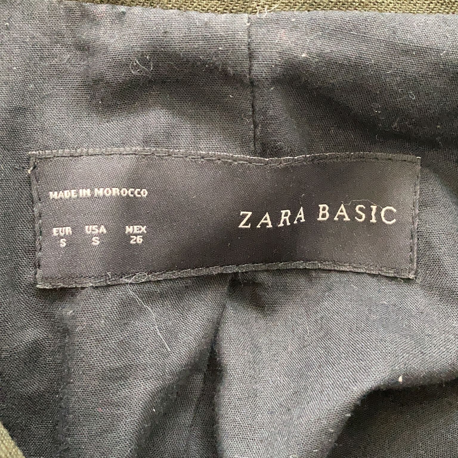 Zara Basic