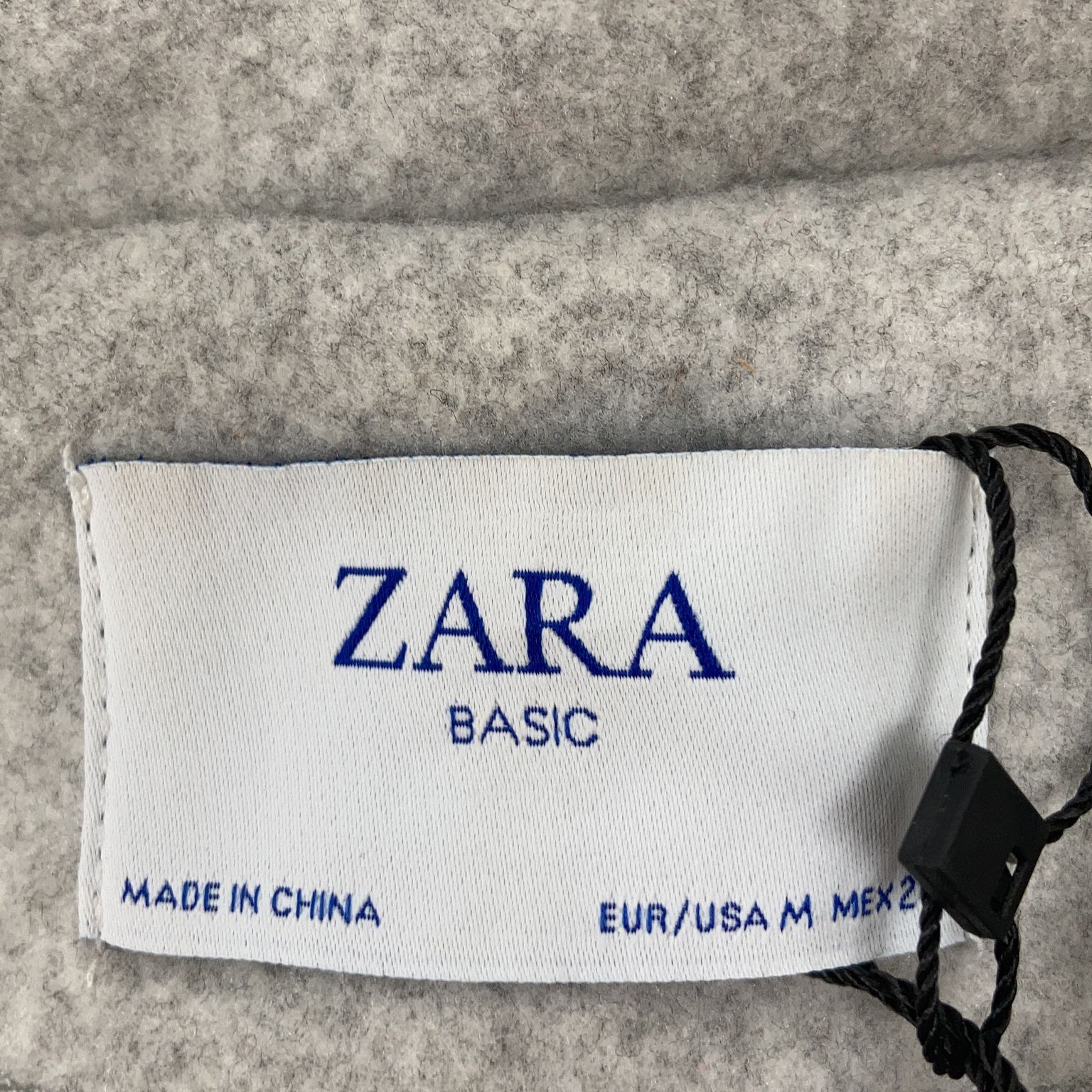 Zara Basic