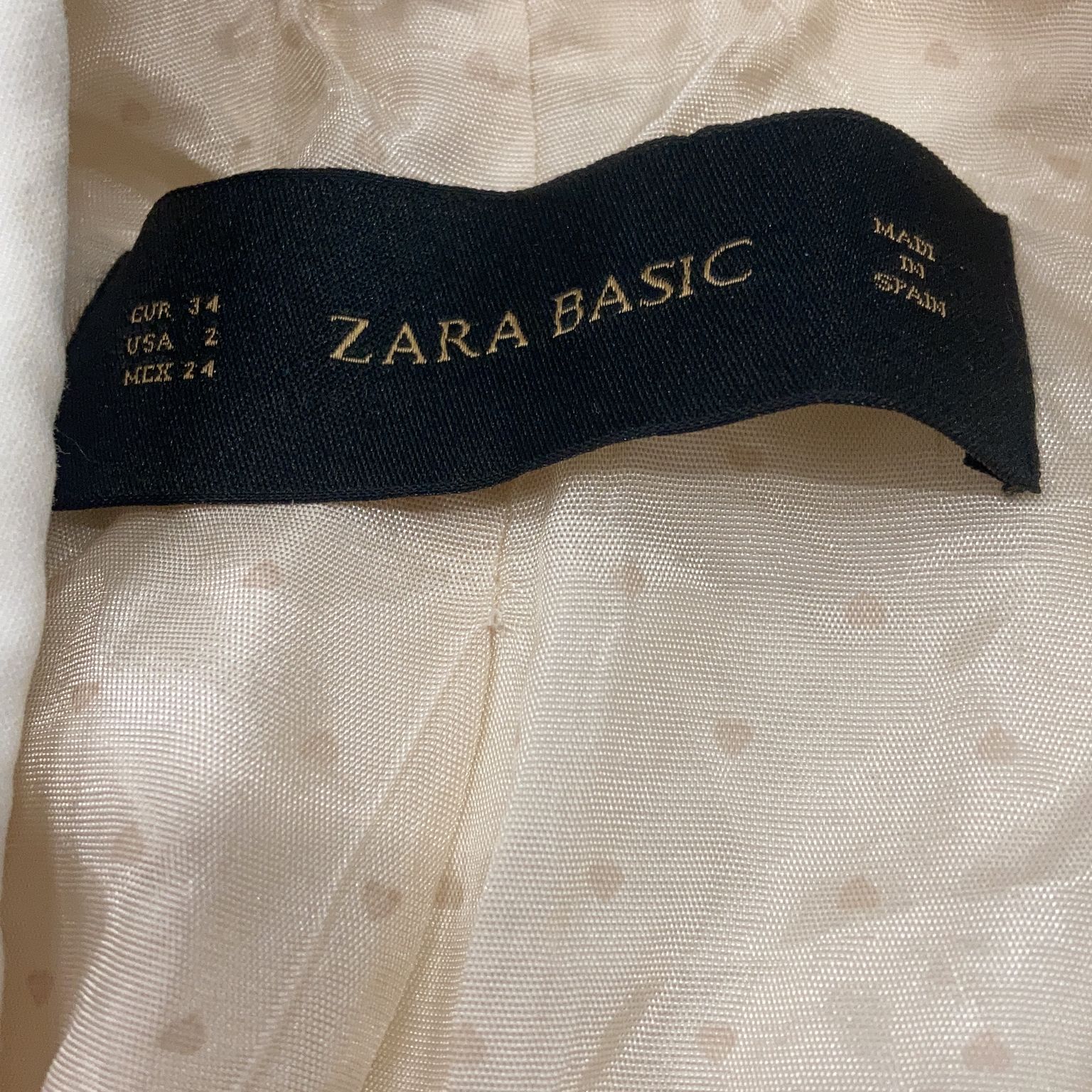 Zara Basic