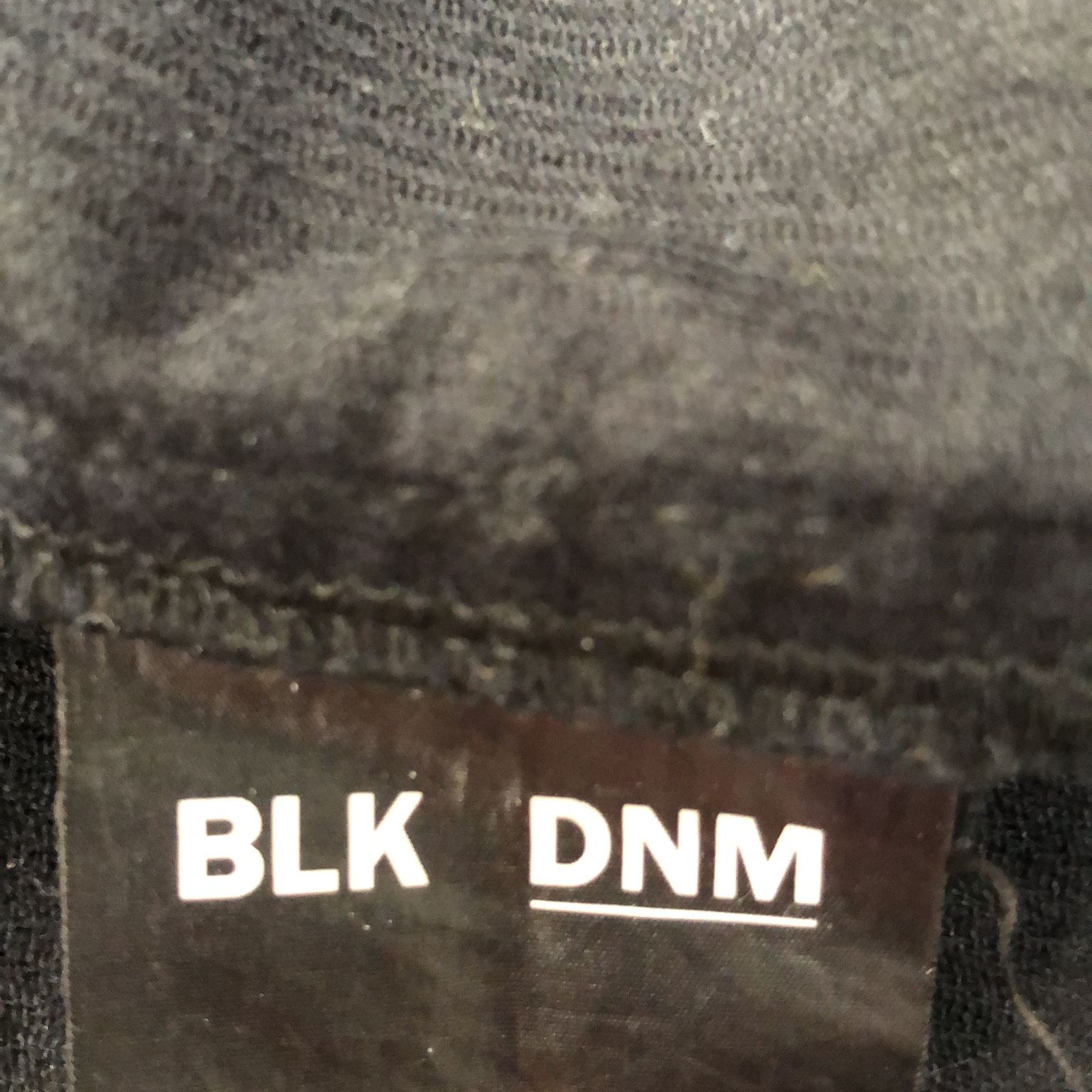 BLK DNM