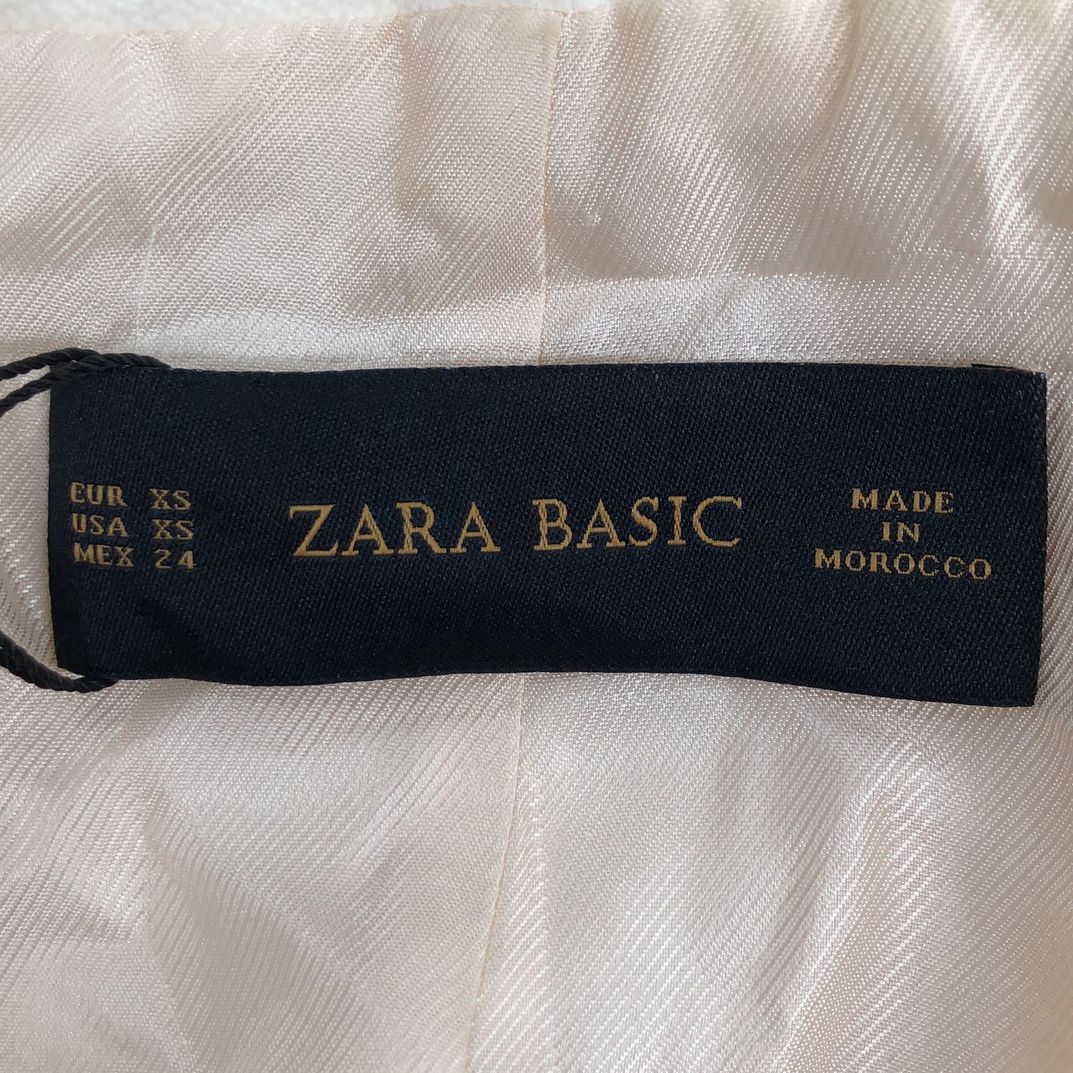 Zara Basic