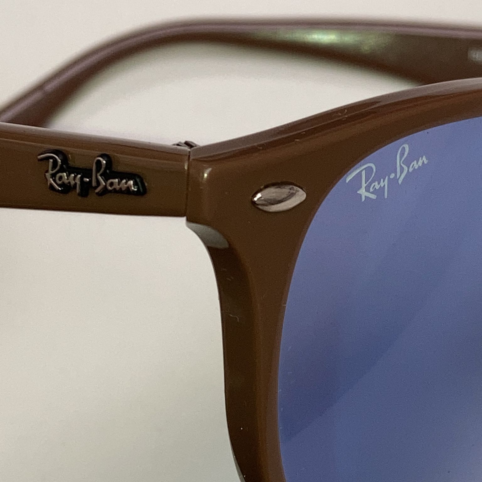 Ray-Ban