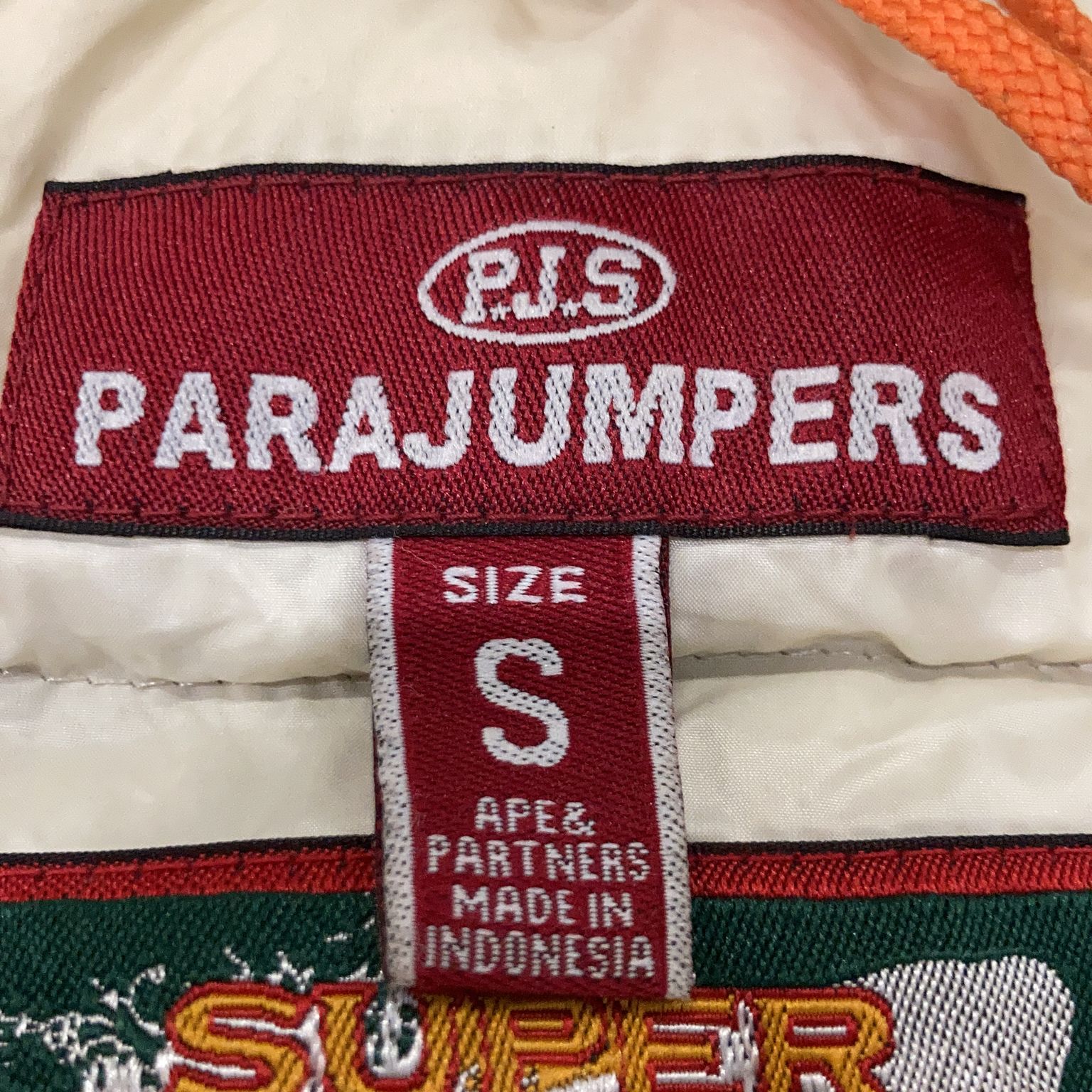 Parajumpers