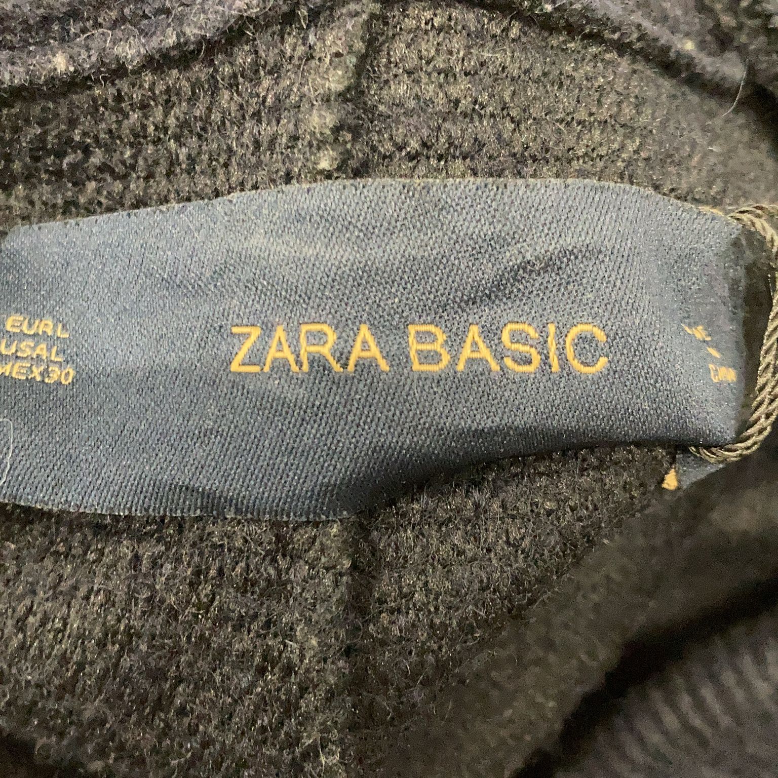 Zara Basic