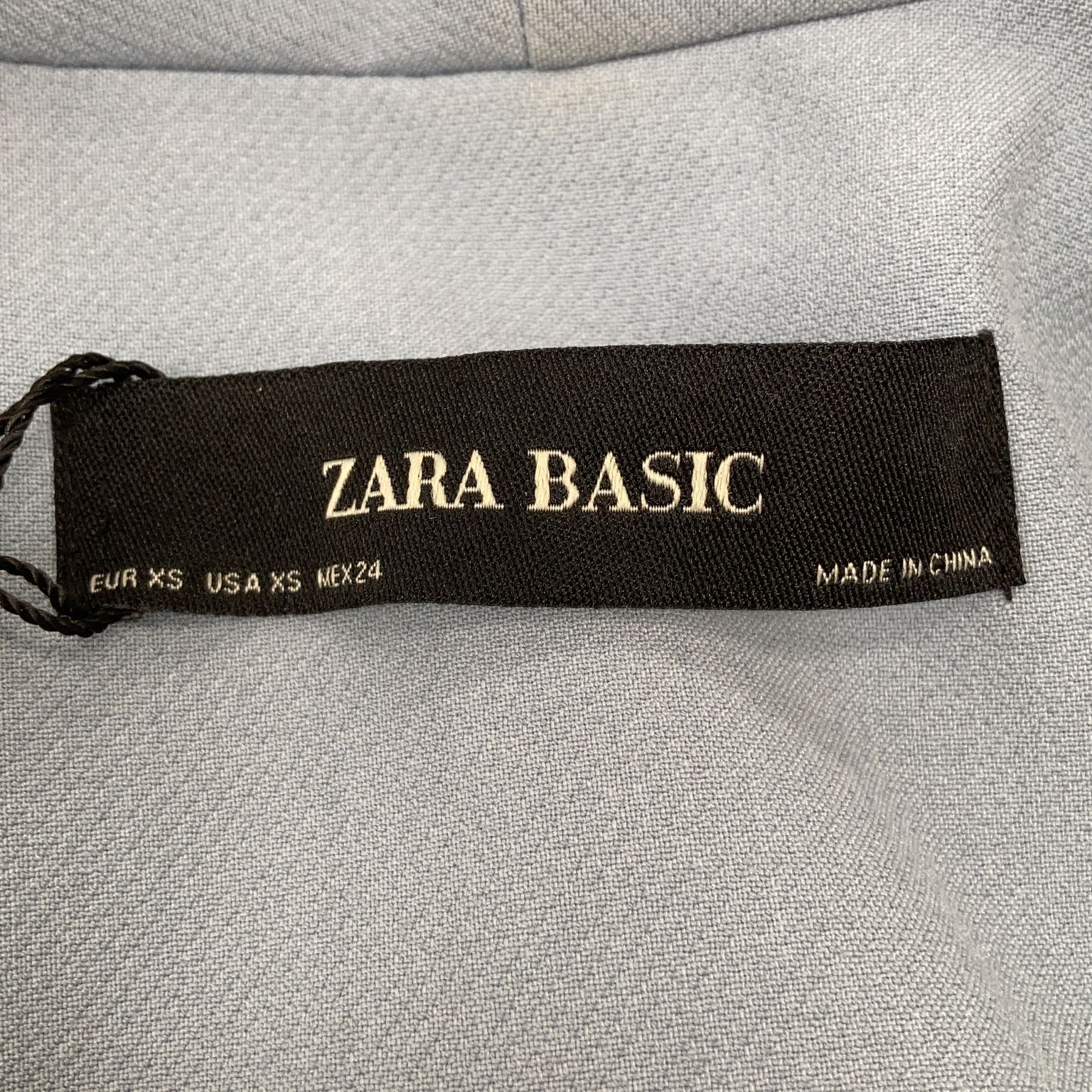 Zara Basic