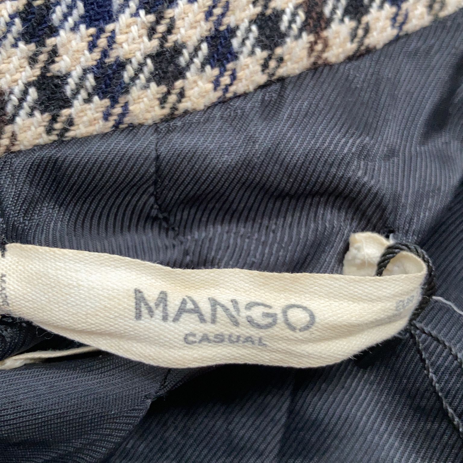 Mango Casual