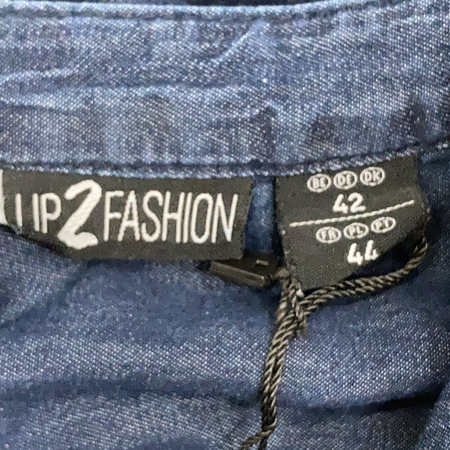 Up2Fashion