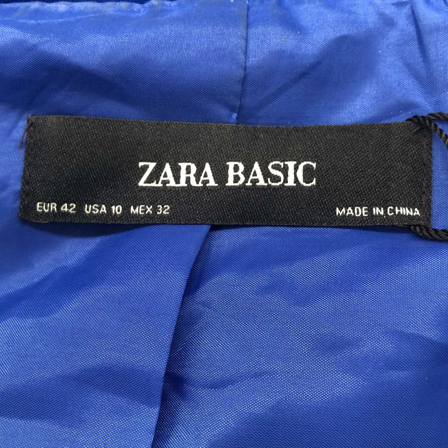 Zara Basic