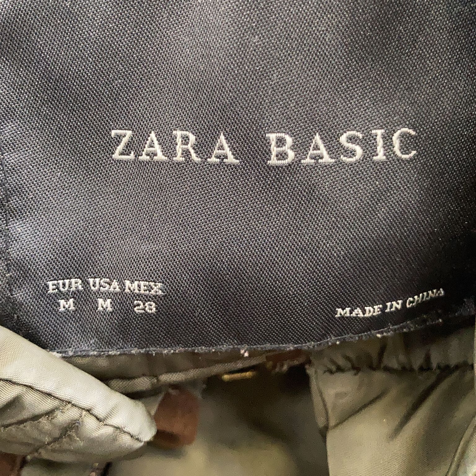 Zara Basic