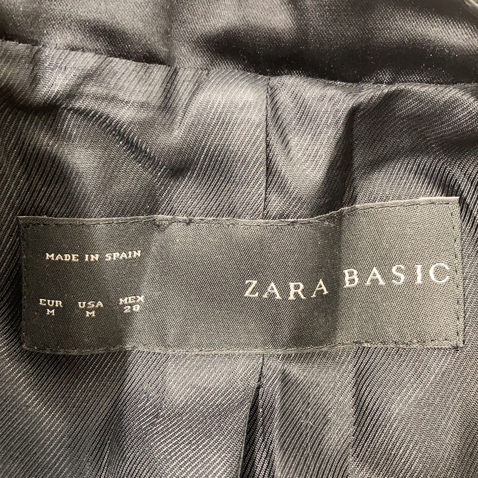 Zara Basic