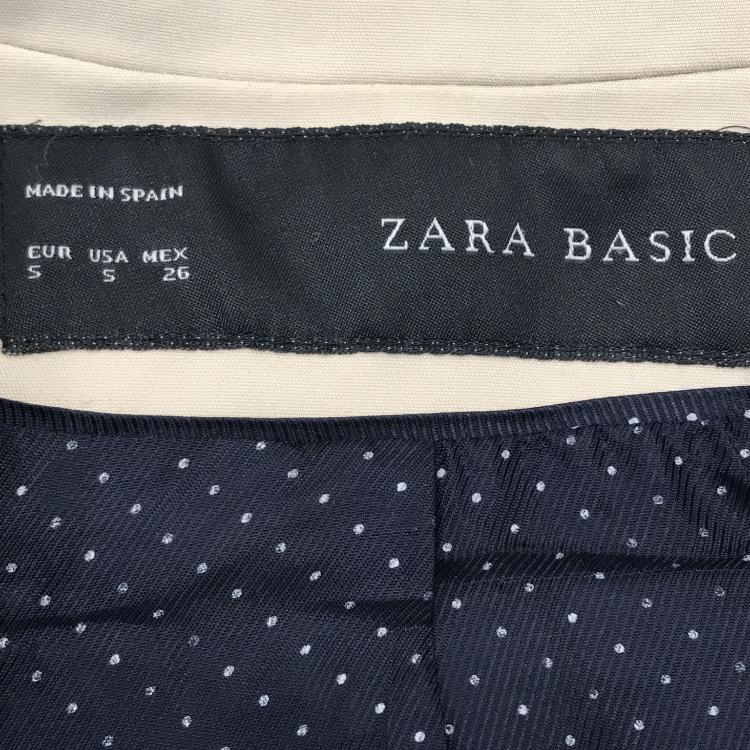 Zara Basic