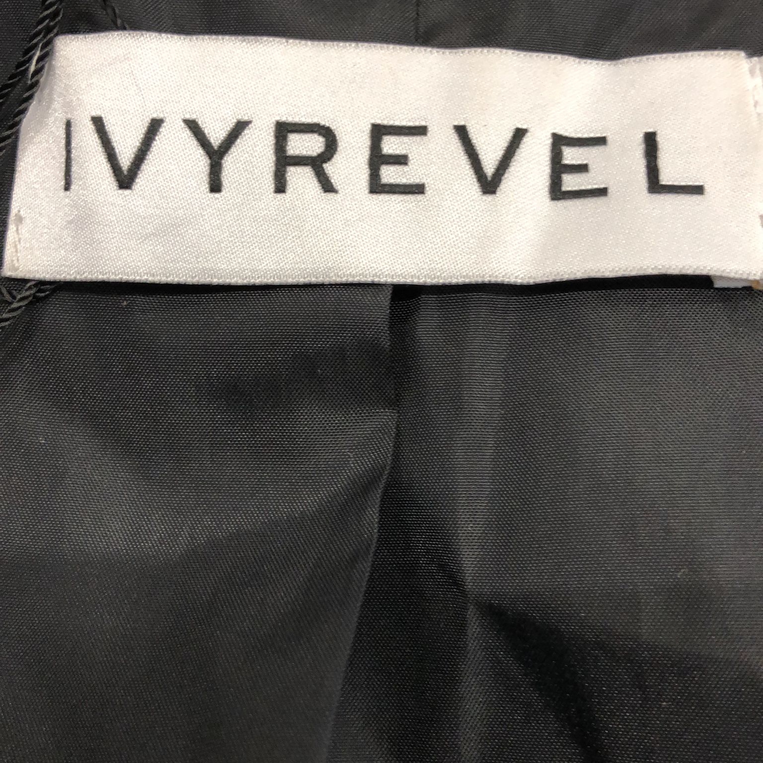 Ivyrevel