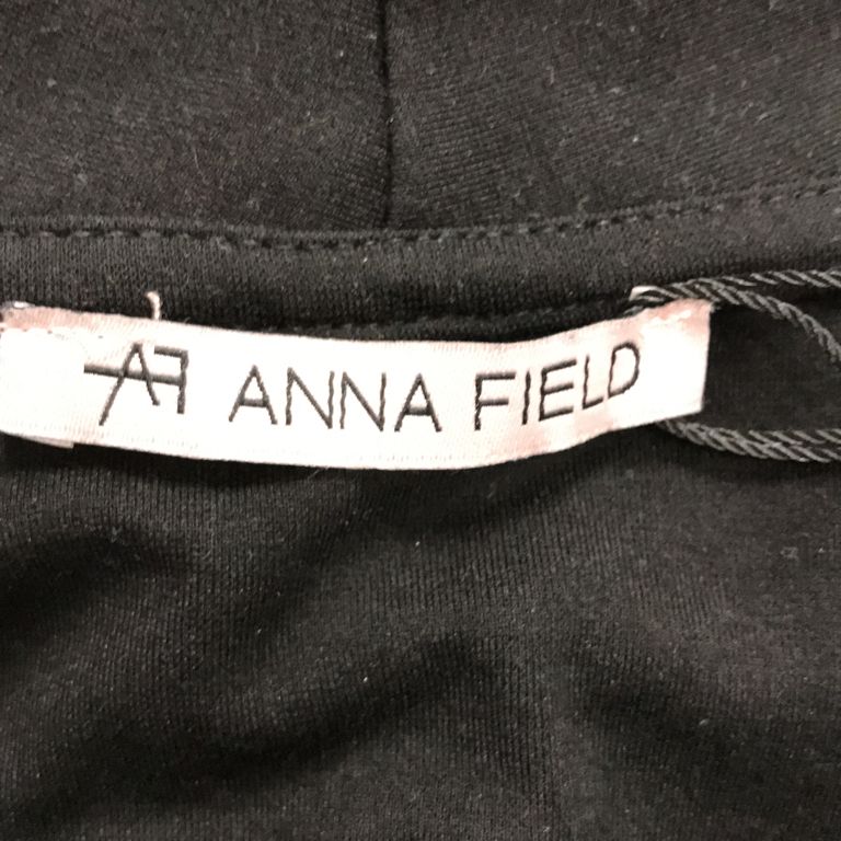 Anna Field