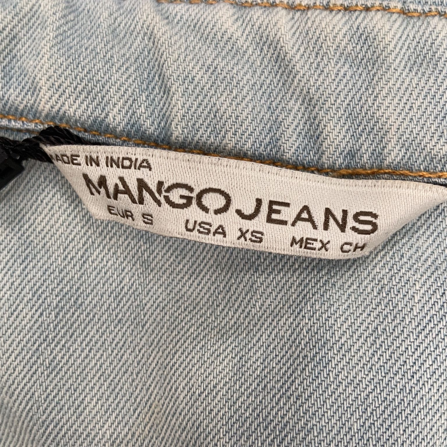 Mango Jeans