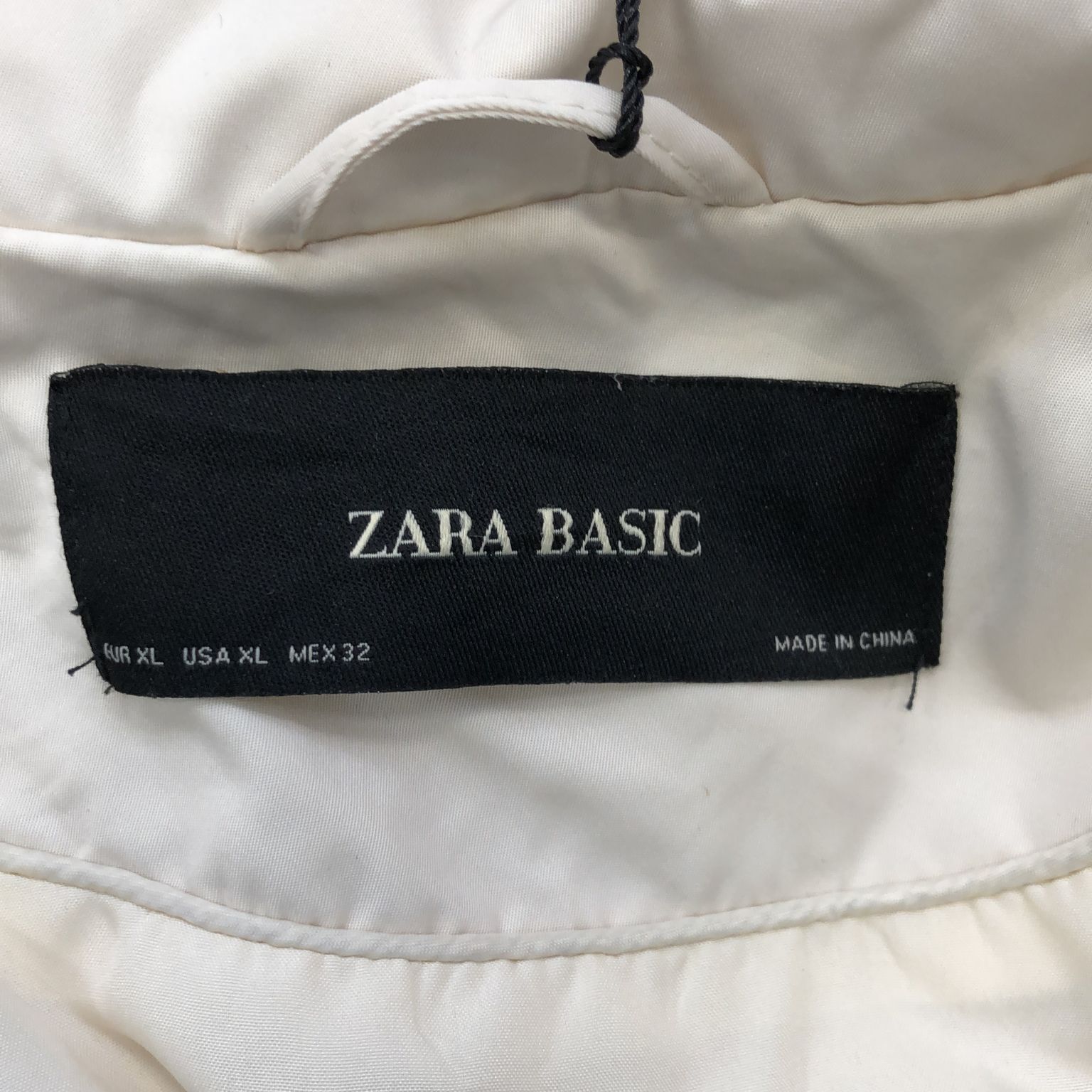 Zara Basic