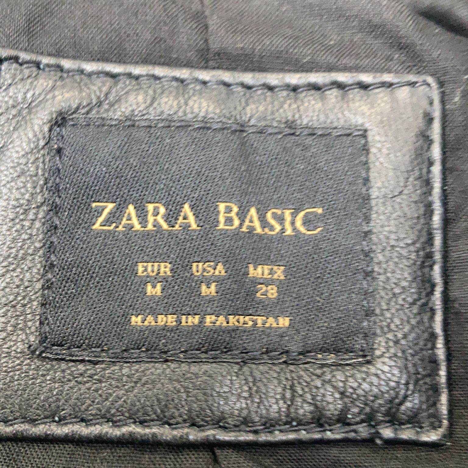 Zara Basic