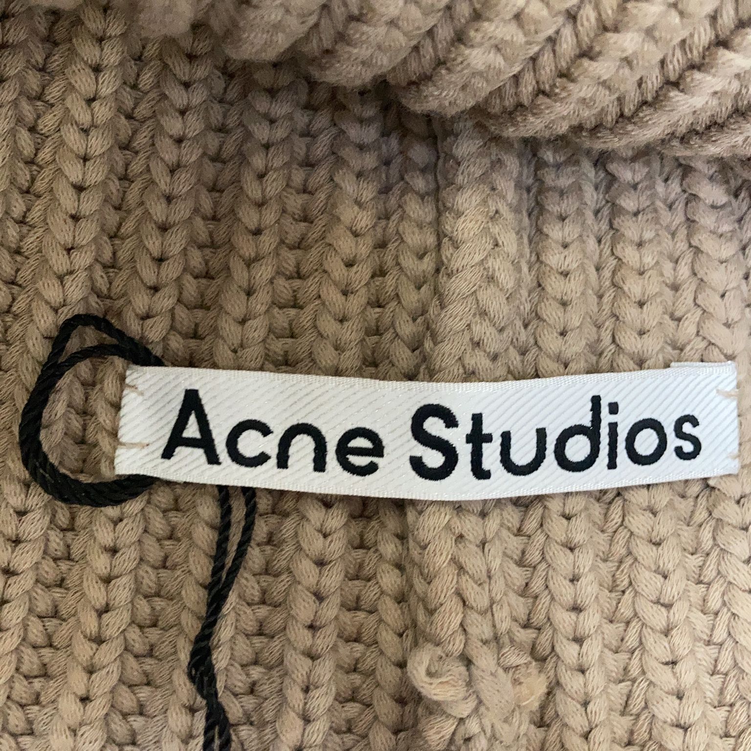 Acne Studios