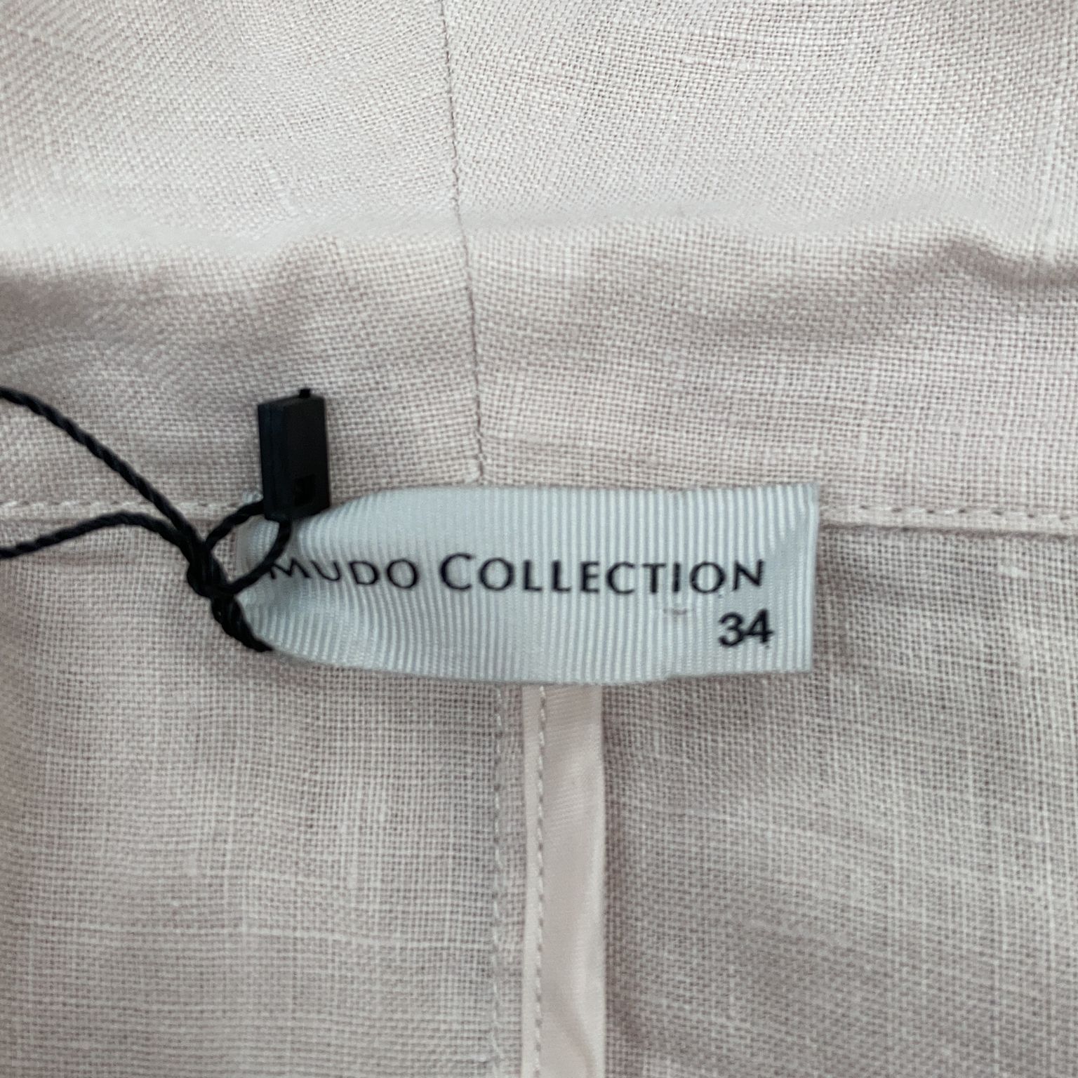 Mudo Collection