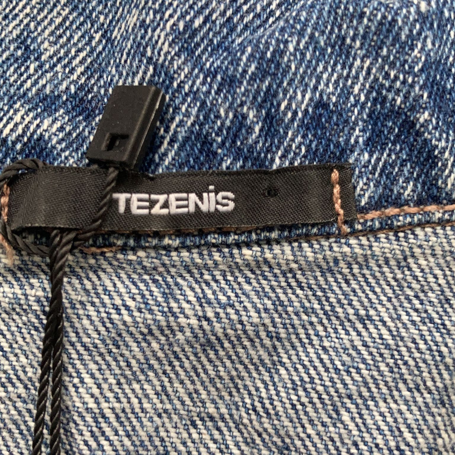 Tezenis