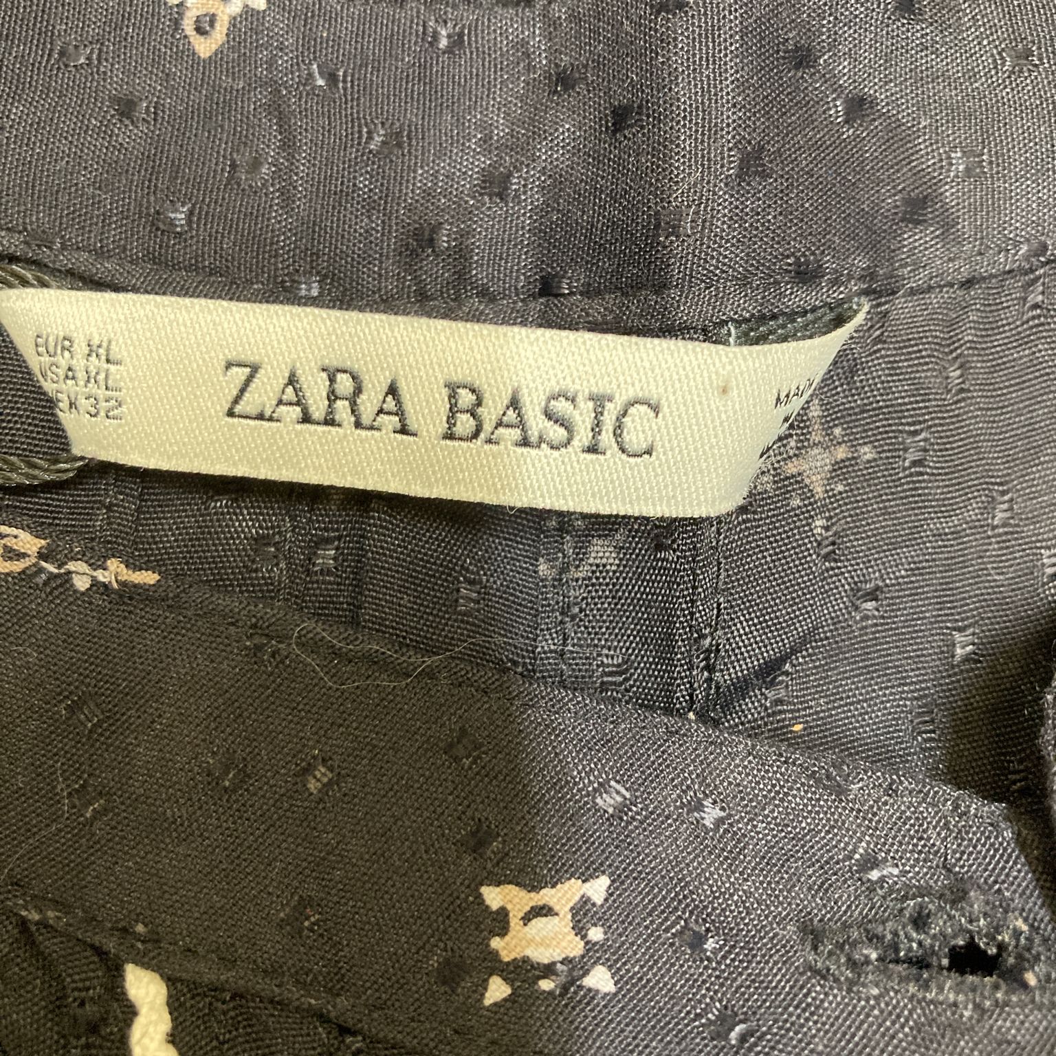 Zara Basic