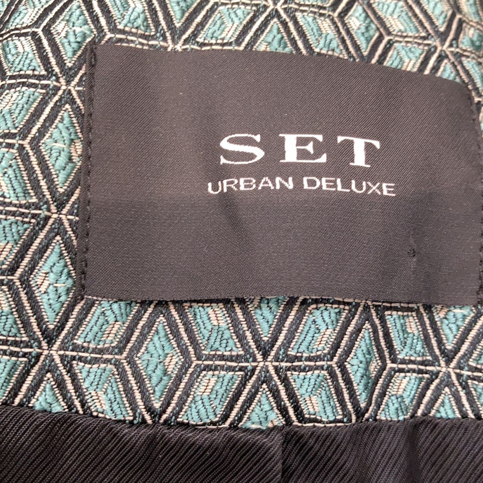 SET Urban Deluxe