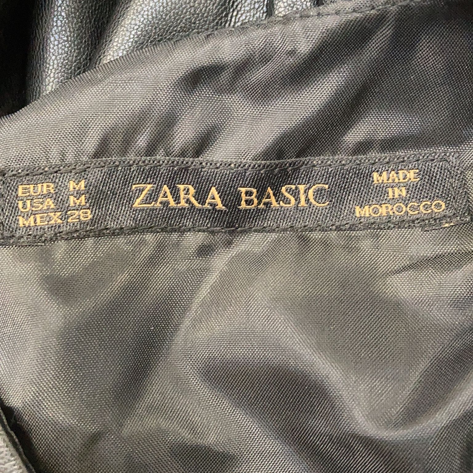 Zara Basic