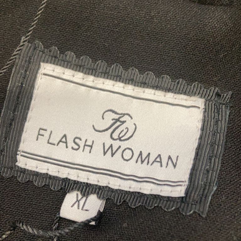 Flash Woman