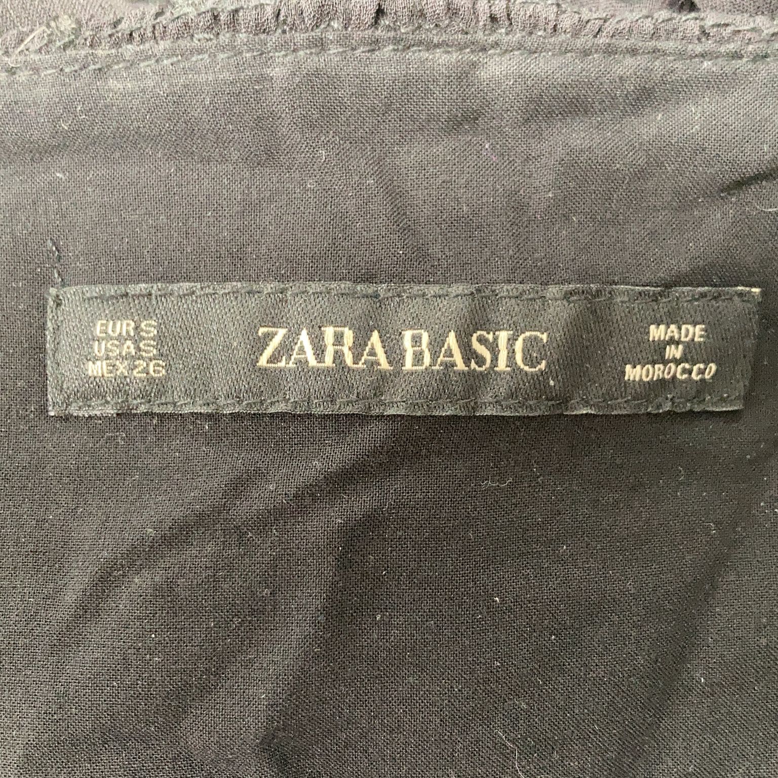 Zara Basic