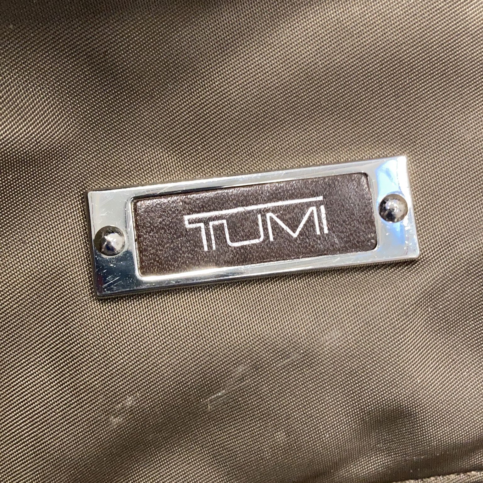 Tumi